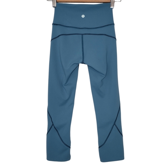 Lululemon Blue Low-Rise Cropped Ankle Length Workout Athletic Leggings Size 2 - Picture 2 of 15